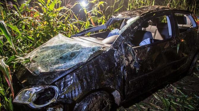 Beim Unfall mit einem völlig überladenen VW Polo sind zwei junge Männer ums Leben gekommen.