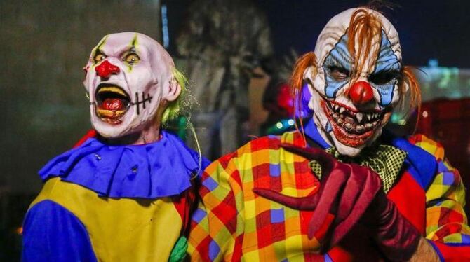 Als unheimliche Clowns kostümierte Menschen treiben derzeit in den USA ihr Unwesen. Foto: Erik S. Lesser/Symbolbild