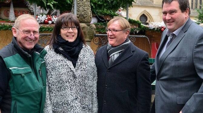 Freuen sich auf einen stimmungsvollen Weihnachtsmarkt: Die Organisatoren von der »Marktwerkstadt« mit (von links) Jürgen Reutter
