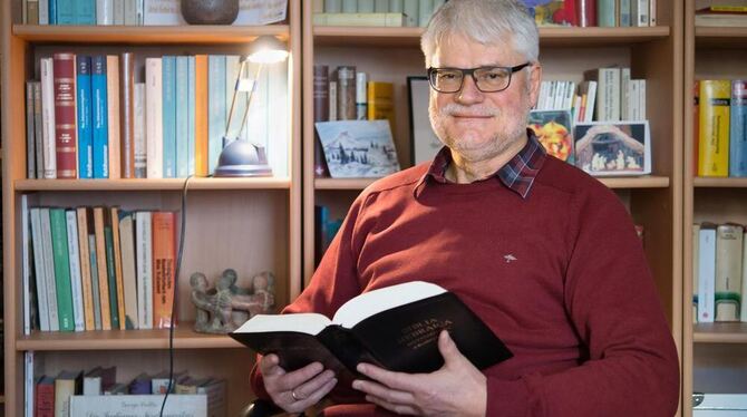Unterhaltungslektüre, aber auch  theologische Sachbücher: Hans-Peter Brenzel will  im Ruhestand unter anderem  viel  lesen.