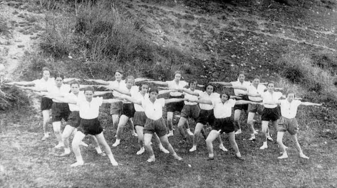 Der Frauenjahrgang 1909 beim Turnen. Foto: Allmendinger