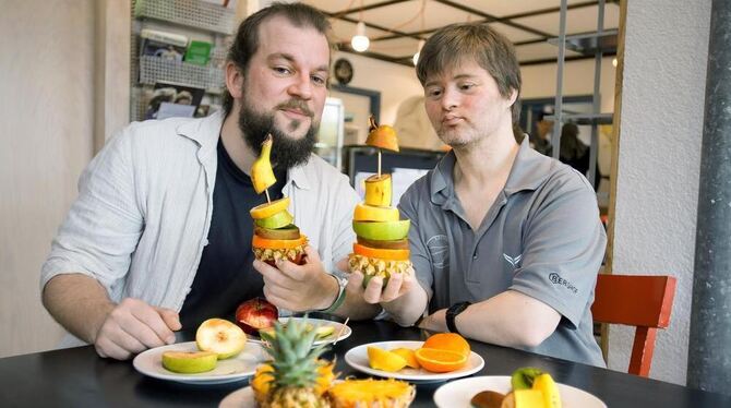 Die Mischung macht's – nicht nur beim Obst: Markus Christ (»Baff«) und  Mathias Stöckl (»Kaffeehäusle«) zeigen, wie ein  Wettbew