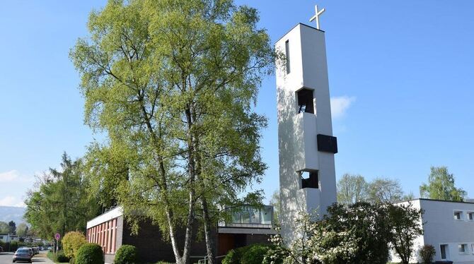 Vor 50 Jahren wurde die Magdalenenkirche als Gemeindezentrum für die Burgwegsiedlung gebaut. Heute ist sie ein Treffpunkt für vi