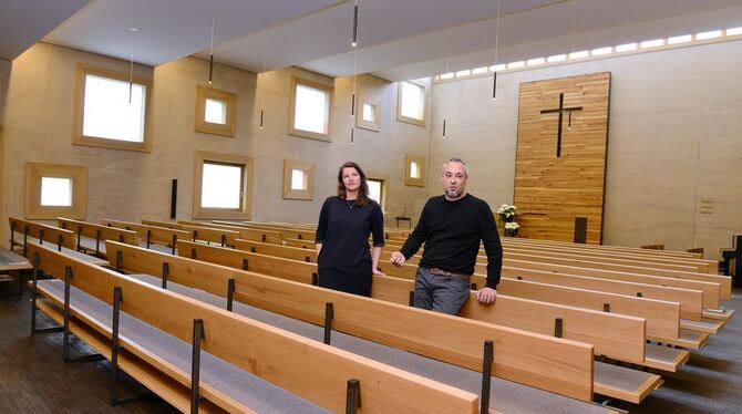 Auf wenige  Naturmaterialien beschränkten sich Julia Raff und Johannes Weiß als Architekten beim Neubau der apostolischen Kirche