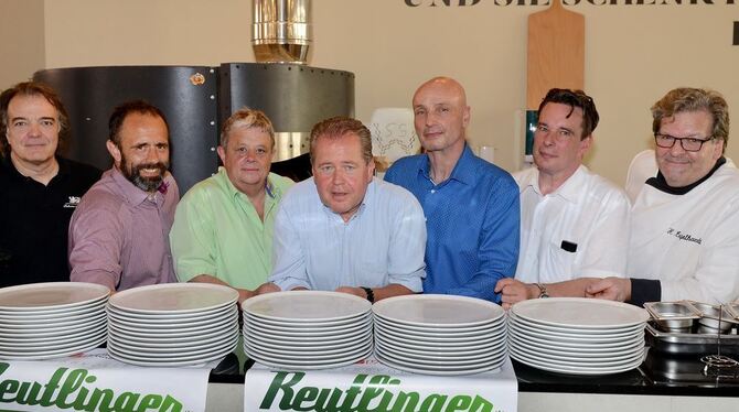 Die Gastronomen und Vertreter der Reutlinger Gastro-Initiative (RGI) freuen sich auf gut besuchte Restaurants bei der Schlemmern