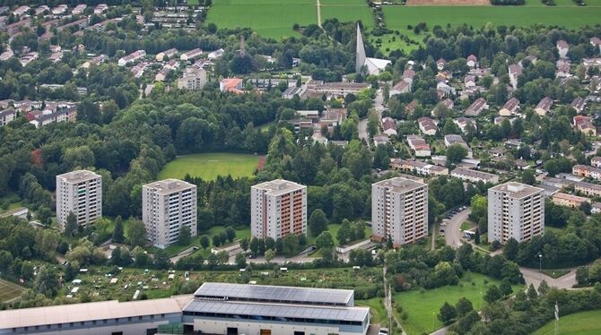 GWG-Hochhäuser in Orschel-Hagen: Eine Eigentümer-Gemeinschaft hat der GWG bereits den Rücken gekehrt, drei weitere überlegen sic