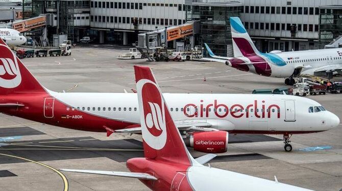 Flugzeuge von Air Berlin am Düsseldorfer Flughafen. Foto: Federico Gambarini
