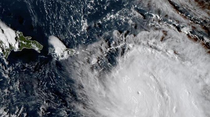 Das Satellitenfoto zeigt Hurrikan »Maria« vor den Kleinen Antillen. Foto: NASA