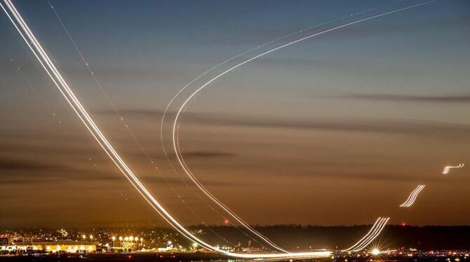 Die Deutsche Flugsicherung warnt vor einem »radikal zunehmendem Problem« durch Drohnen. Foto: Robert Dyhringer