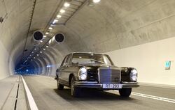 Mit 70 Sachen durch den Tunnel: Kalbfells Dienstwagen auf dem Weg von Pfullingen nach Sondelfingen. Die letzte Dienstfahrt verli