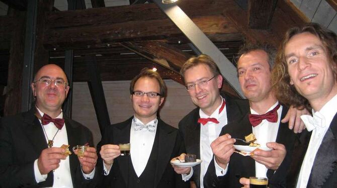 Hoch die Espressotassen: Das Süddeutsche Salonorchester in Gomaringen mit Hartmut Fleck, Ralf Witte, Dietrich Schöller-Manno und Hoch die Espressotassen: Das Süddeutsche Salonorchester in Gomaringen mit Hartmut Fleck, Ralf Witte, Dietrich Schöller-Manno und