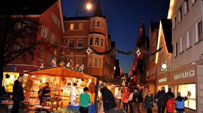 Adventsstimmung in der Fußgängerzone: Der Reutlinger Weihnachtsmarkt lud zum vorweihnachtlichen Schlendern ein.