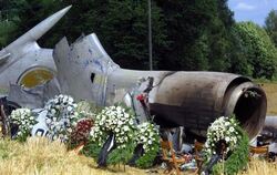 Beim Zusammenstoß zweier Maschinen in mehr als 11 Kilometern Höhe waren am 01.07.2002 kurz vor Mitternacht 71 Menschen in den