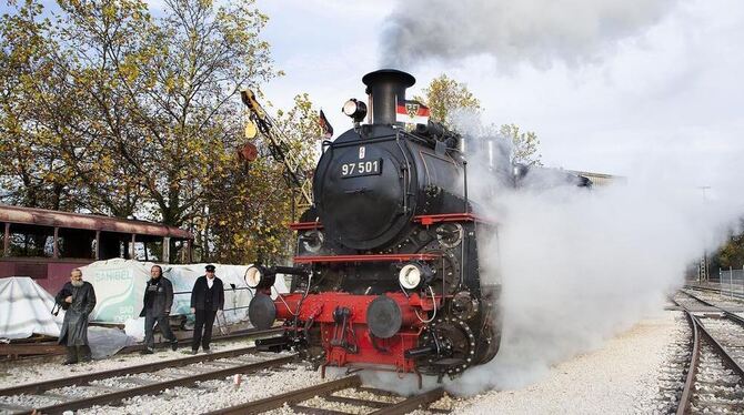 Die restaurierte Zahnradlok 97 501 lässt nicht nur eingefleischte »Eisenbahner« staunen. Aber aus den geplanten Fahrten auf der Die restaurierte Zahnradlok 97 501 lässt nicht nur eingefleischte »Eisenbahner« staunen. Aber aus den geplanten Fahrten auf der