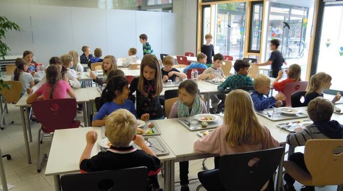 Essen und Betreuung: Der Förderverein Nehren bietet in der Kirschenfeldschule das Mittagsband an. Mit der Ganztagsschule würden