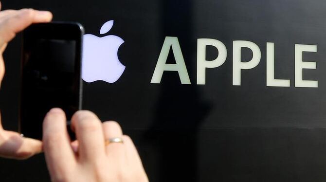 Im abgelaufenen Quartal hat Apple 7,7 Milliarden Dollar Gewinn gemacht. Foto: Kay Nietfeld
