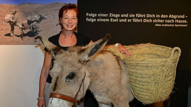 Eröffnet heute Abend die Ausstellung »Tiere im Krieg«: Naturkundemuseumsleiterin Dr. Barbara Karwatzki. FOTO: NIETHAMMER