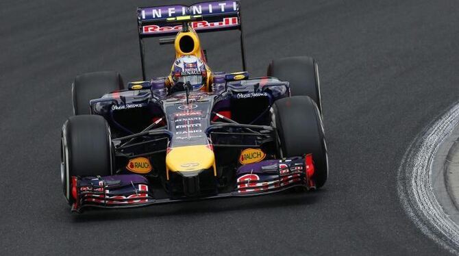 Daniel Ricciardo kommt erneut dvor Teamkollege Sebastian Vettel ins Ziel. Foto: Valdrin Xhemaj