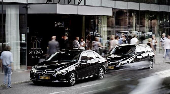 Premium-Taxis in Stockholm. Hinten sitzt der Psychologe. Foto: Simon Hellsten/Taxi Stockholm
