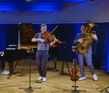 Die Hanke Brothers beim Stream aus der Zehntscheuer: Von links David (Blockflöte), Jonathan (Klavier), Lukas (Bratsche) und Fabi