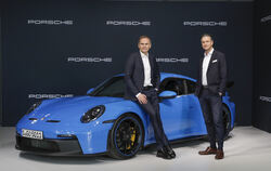 Oliver Blume, Vorstandsvorsitzender Porsche AG und Lutz Meschke, stellvertretender Vorstandsvorsitzender und Mitglied des Vorsta