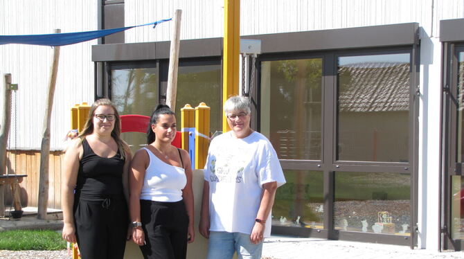 Die drei Erzieherinnen der Kinderkrippe: Raphaela Siller, Sandy Lopes Dias und Esther Koch (von links).