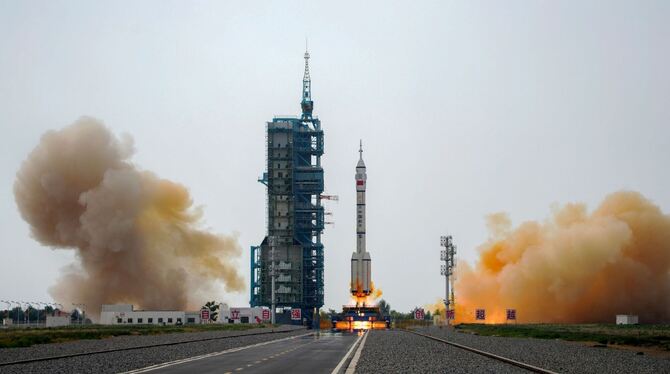 China startet Raumfahrtmission
