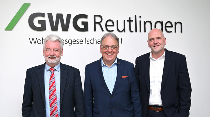 Ganz nah an der Seite von Oberbürgermeister Thomas Keck: Bruno Ruess (links) und Lars Grüttner.