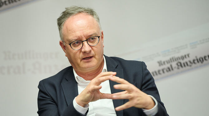 Der SPD-Landesvorsitzende und ehemalige Kultusminister Andreas Stoch beim GEA-Redaktionsgespräch.  FOTO: SCHANZ