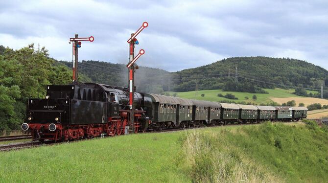 Ringeln auf Gleisen: Die Sauschwänzlebahn im Südschwarzwald