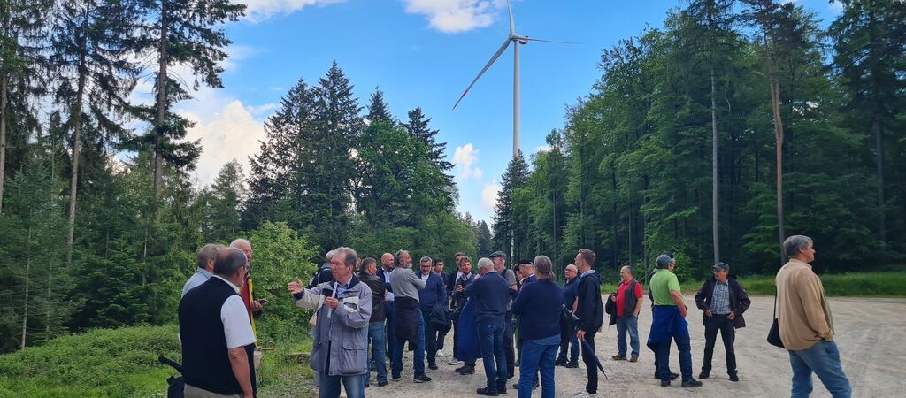 St. Johanner Kommunalpolitiker und Bürger besuchten den Windpark Goldboden-Winterbach im Rems-Murr-Kreis.