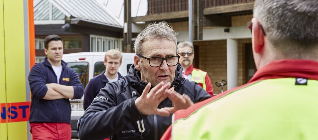 Die Trainer von N.E.I.N. Pfullingen zeigt unter anderem auch Rettungskräften, die in letzter Zeit immer häufiger Anfeindungen au