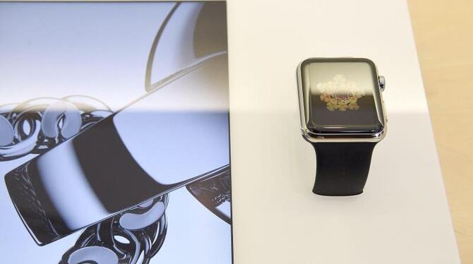 In den vergangenen Tagen hatten sich einige Käufer der Apple Watch mit tätowierten Unterarmen im Internet über Probleme mit d
