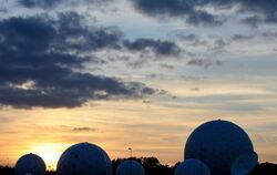 Radarkuppeln auf dem Gelände der Abhörstation des BND in Bad Aibling. Foto: Angelika Warmuth