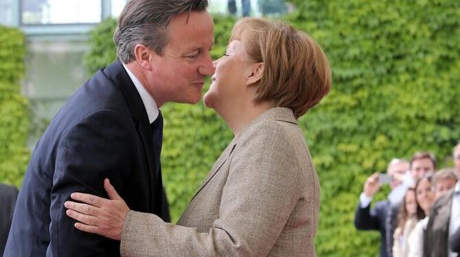 Bundeskanzlerin Merkel empfängt den britischen Premierminister Cameron in Berlin. Foto: Wolfgang Kumm
