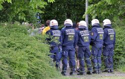 Die Polizei ist vor dem Pokalspiel des Karlsruher SC beim SSV Reutlingen auf alles vorbereitet. FOTO: NIETHAMMER