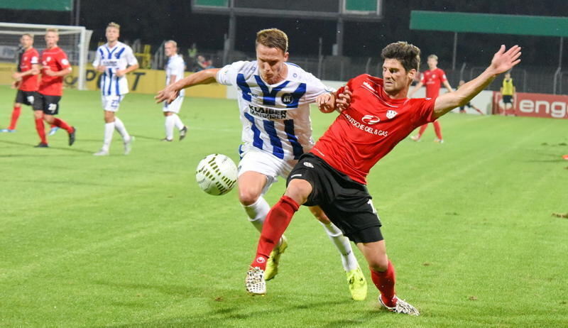DFB-Pokalspiel SSV Reutlingen besiegt Karlsruher SC 3:1