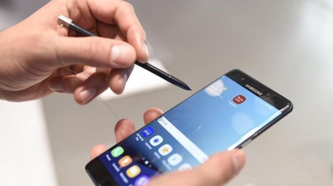 Samsung hatte das Smartphone Galaxy Note 7 Anfang vergangener Woche wegen Feuergefahr endgültig vom Markt genommen. Foto: Jan
