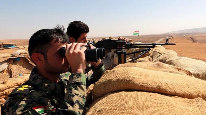 Kurdische Kämpfer an der Front im Irak. Foto: Ahmed Jalil