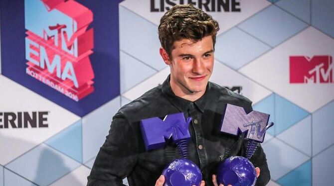 Überraschungssieger Shawn Mendes bei der Gala in Amsterdam. Foto: Levin And Paula