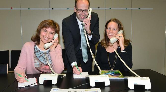 Die Fachleute der AOK Neckar-Alb waren gestern gefragte Gesprächspartner in Sachen neue Pflegeversicherung. An den GEA-Aktionste