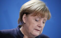 Bundeskanzlerin Angela Merkel (CDU) gibt eine Erklärung zum möglichen Anschlag in Berlin ab.