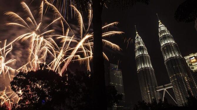 Die Petronas Towers in Kuala Lumpur - die perfekte Silvester-Kulisse. Foto: Ahmad Yusni