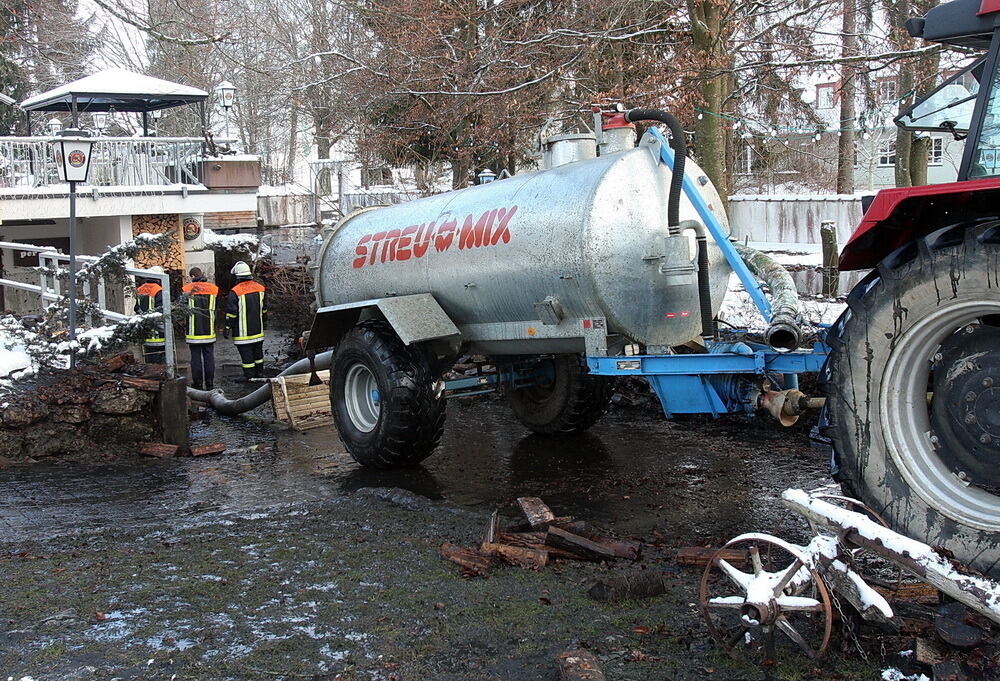300 Kubikmeter Gülle ausgelaufen
