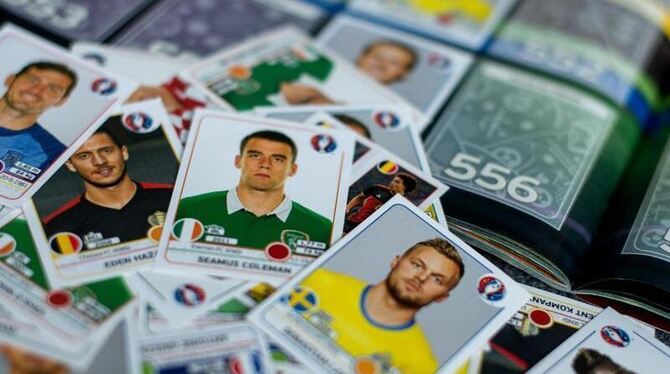 Fußballbilder-Sticker von Panini zur Fußball-Europameisterschaft 2016 in Frankreich. Foto: Sebastian Gollnow