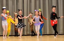 Bunt, abwechslungsreich und ganz bezaubernd waren die Tanzdarbietungen der Ballettschule »Dance Performance« von Svetlana Hacker