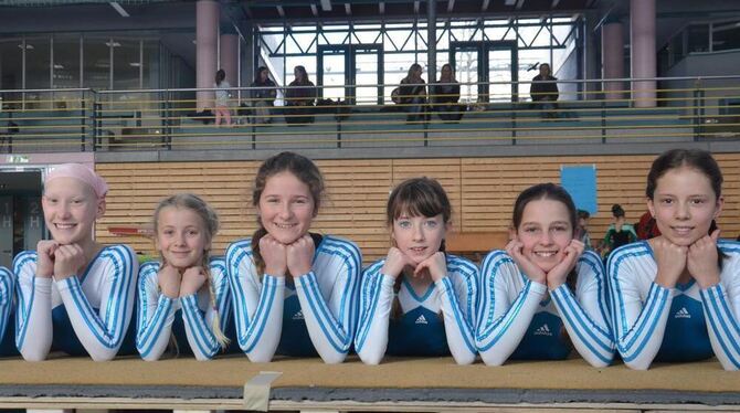Turnerinnen aus Rommelsbach, die beim Kreisfinale von »Jugend trainiert für Olympia« in Pliezhausen erfolgreich waren. FOTO: EWA