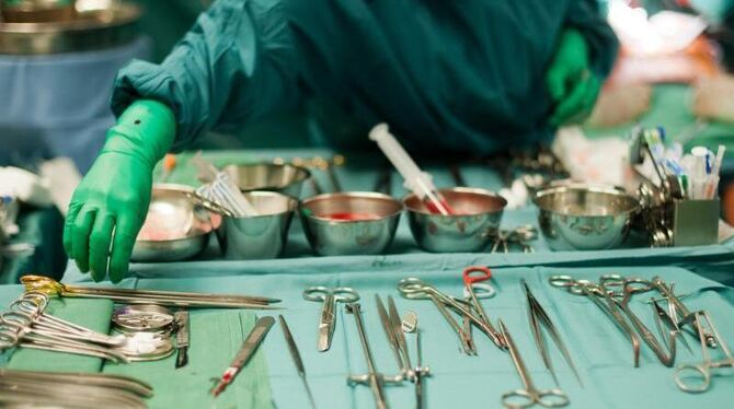 Die meisten Verdachtsfälle wurden im chirurgischen Bereich gemeldet. Foto: Maurizio Gambarini