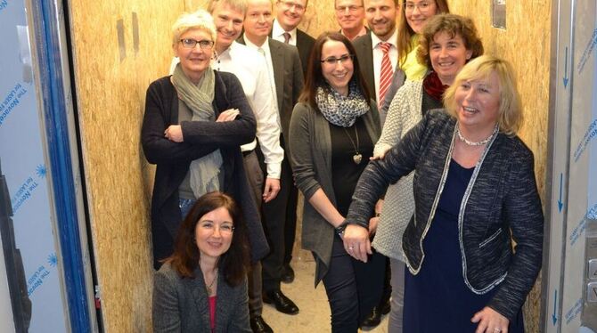 Nächster Halt Gründermesse: Die Veranstalter formieren sich  im noch unfertigen Neubau des Technologieparks zum etwas anderen  E