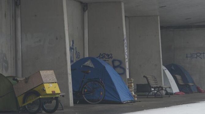 Zelte von Obdachlosen in Berlin. Foto: Paul Zinken